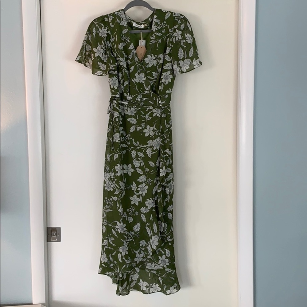 Green midi wrap dress medium